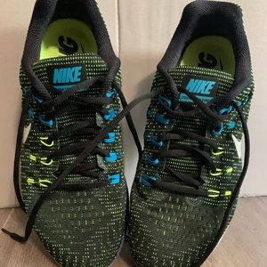 Nike running shoes Zoom Structure 19 size 8 multi colored used twice